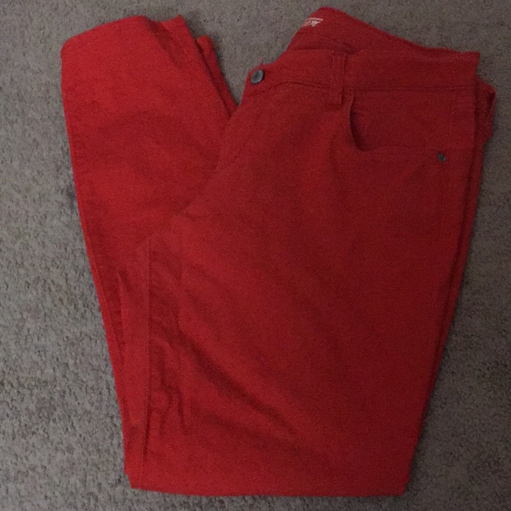Old navy rockstar jeans